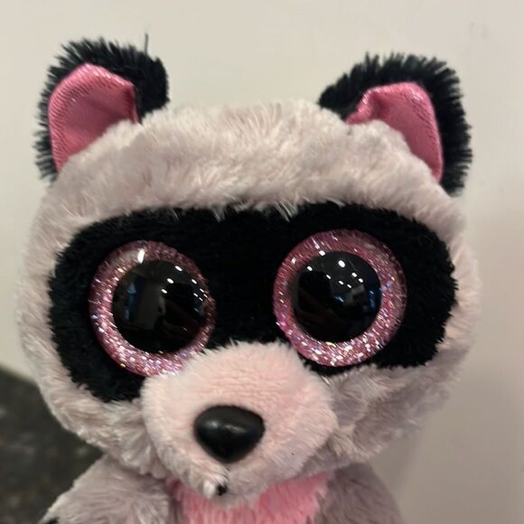 Ty Beanie Boos - ROCCO the Raccoon (6 Inch) NEW - MINT with MINT TAGS - Picture 2 of 10